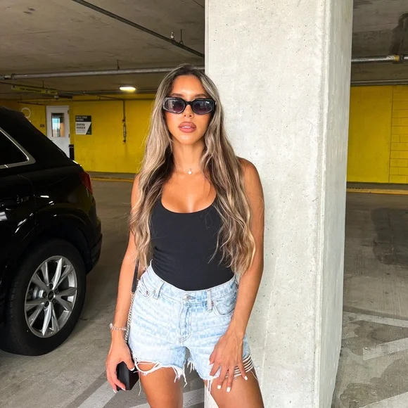 Abercrombie scoop neck bodysuit - Picture 3 of 3